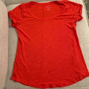BANANA REPUBLIC Malibu Scoop Neck T-shirt